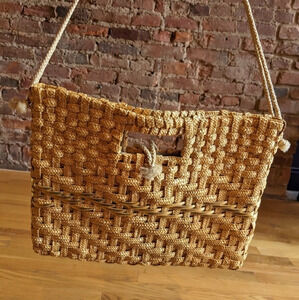 Unbranded Made in Italy Woven Clutch w/ Crossbody Strap‎